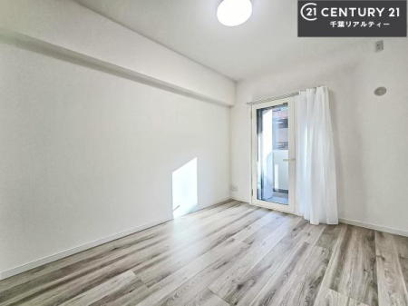 �m�� �o���R�j�[�ɖʂ��Ă���m���ł��B���邭�����肪����A���C����������ł��܂��I���N���āA�O�ɏo�Ĕw�L�т����[�ċz�����ǂ������}������邱�Ƃ��o�������ł��ˁI