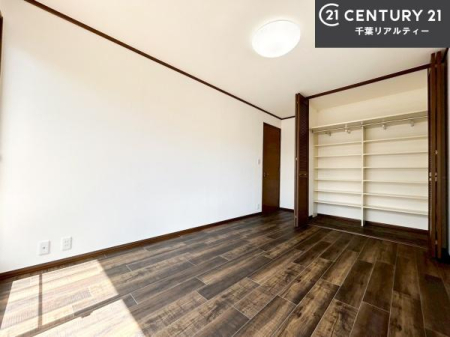 ���[ ���[�X�y�[�X�[�����Ă��܂��I�}�Ȃ��q�l�����q���Ă��U�炩�������������T�b�ƕЕt�����܂��I�������̃X�y�[�X�����܂��Ƃ肠�邨���������o���邱�Ƃ��o���܂��I