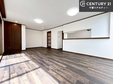 ���r���O ���r���O�S�̂����n����ΖʃL�b�`���Ȃ̂ŁA���q�l�̗l�q�������Ȃ����Ƃ��ł���q��Ă����₷�����S�ȊԎ�ł��I