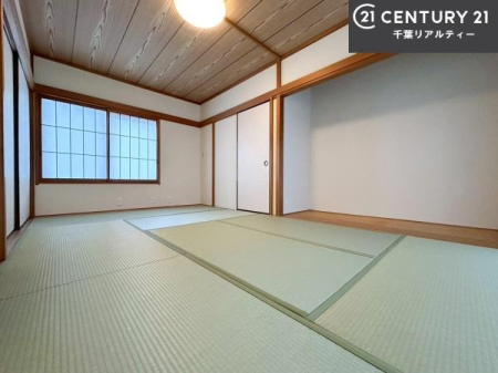 �a�� �^�^�~�̍��肪���炬��^����A�����b�N�X��ԁB�����傫���J�����̂���a���ƂȂ��Ă���܂��B���{�l�̐S������u�a�v�̋�ԁB