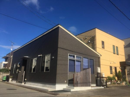 ���ӊ� �y�c�t���E�ۈ牀�z�����`���C���h�n�E�X�ۈ牀�F353m