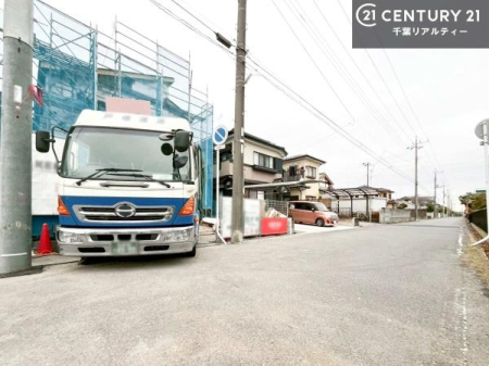 �O�ʓ��H�܂ތ��n�ʐ^ ���ӊ���A���q�l�̂���]�ɍ������������ꏏ�ɂ��ē���v���܂��B�Z��[���A�h�o�C�U�[�ɂ�邲���k������܂��B���Ђ͂��₢���킹�ɑ��Ή����܂��I���҂������܂���I