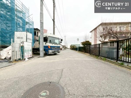 �O�ʓ��H�܂ތ��n�ʐ^ �C�ɂȂ邨�q�l�̊w�Z�܂ł̓��̂��w�܂ł̃��[�g�A���������̏ꏊ�Ȃǂ����ꏏ�ɂ��ē��������܂��I