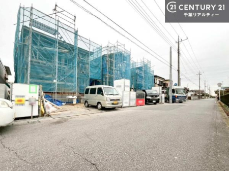 �O�ʓ��H�܂ތ��n�ʐ^ �O�ʓ��H��6���I�z����ǍD�ȗ��n�ł��B
�Ԍɓ��ꂪ���ȕ������S�ł��ˁB