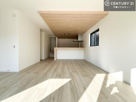 ���r���O ���ۂɂ��������������ƂŁA��炵�̃C���[�W������̓I�ɍL����܂��B�܂��͈�x�A���n�����������������B