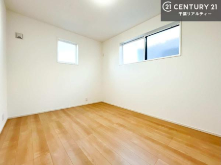 �q������ �|���o�������Ȃ��������́A���q�l�̂������Ƃ��Ă����S�ł��I
���[�X�y�[�X���[�����Ă���̂ŎU�炩�������������T�b�ƕЕt�����܂��I