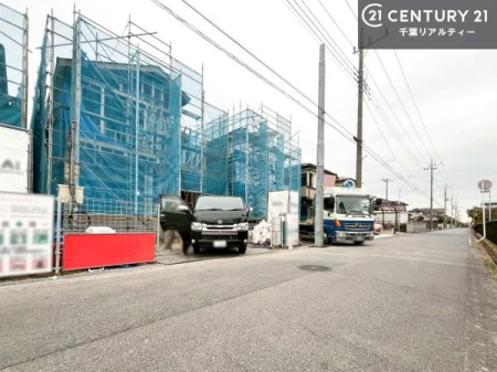 �O�ʓ��H�܂ތ��n�ʐ^ �O�ʓ��H��6���I�z����ǍD�ȗ��n�ł��B
�Ԍɓ��ꂪ���ȕ������S�ł��ˁB