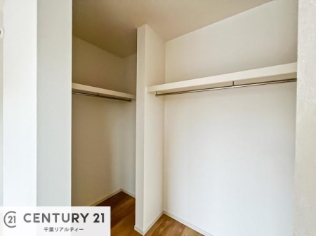 ���[ �y���d�l�z�E�H�[�N�C���N���[�[�b�g�t���ł��B��������̂��m���Ȃǂ����[���Ă��������ł��ˁI���ɂ���@�������ȂǋG�ߕ��̑傫�ȉƓd�����[�ł��܂��B