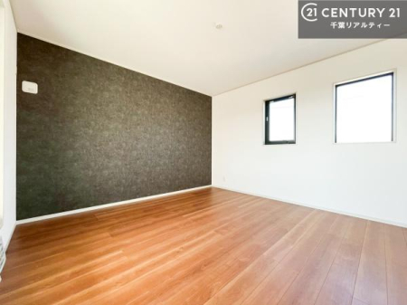 �Q�� �D���������������ޗm���́A���̖ڊo�߂��C�������ǂ������ł��ˁB���������Ԃ��������Ɖ߂������Ƃ��ł��܂��B�D�����F�����̃t���[�����O���ǂ�ȉƋ�ɂ��}�b�`���܂��I