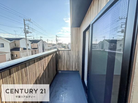 �o���R�j�[ �z������ǍD�ȃo���R�j�[�ł��I���ꂽ���ɂ͐�������n����J���I�Ȏ��Ԃ��y���߂܂��B
�o���R�j�[�Ȃ̂ł�������̂����󕨂������؂�Ɋ������Ƃ��ł��܂��B