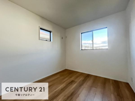 �m�� ���邭���ʂ��̗ǂ������ł��B�u�V���v���v�Ƀf�U�C�����ꂽ�����B���R�x�������̂ŉƋ�⃌�C�A�E�g�ł��D�݂̋�Ԃ�n��グ���܂��B�����x�A���n�ɂĂ��m�F���������B