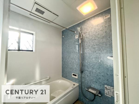 ���� �������������l�̕��͋C�̃o�X���[���́A�����o�Ă��ăo�X�^�C�����[���I
���d���撣���Ă��邲�J���ɂ��D�݂̓����̓����܂����āA�y����ł݂Ă͂������ł��傤���H
