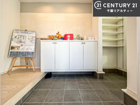 ���� ���ċA���Ă��Ă��A�������܁I�����������Ȃ�A�D�����}������Ă�����ԂɂȂ��Ă��܂��B
���邭��������錺�ւł��I