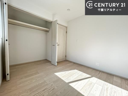 �Q�� ���[�͂̂���m���ł��B����������������L�X�Ǝg���ċC�������ǂ��ł��I
�L���C�Ȗ��邢�������ŉ߂����̂́A�X�ɂ̂�т�������ł��܂��ˁI