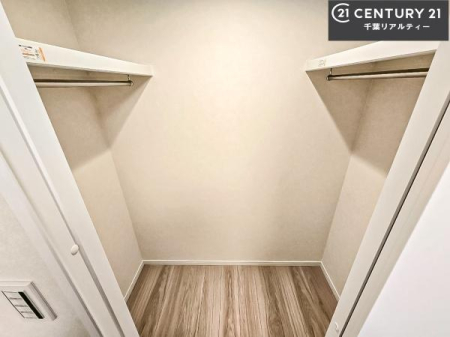 ���[ �E�H�[�N�C���N���[�[�b�g�����I���v�w�ł̋��L��A���Ƒ��̐����ɍ��킹�����p���\�ł��I�����̎x�x���y�����Ȃ郏�������N��̕�炵������Ă��܂��I