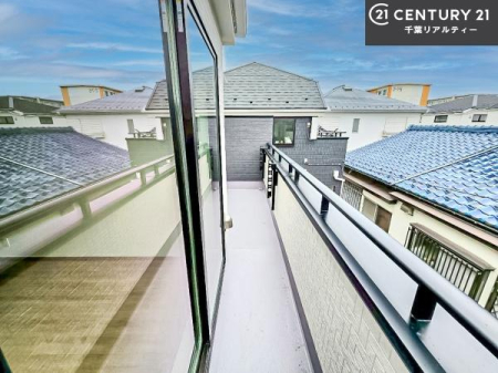 �o���R�j�[ �z������ǍD�ȃo���R�j�[�ł��I���ꂽ���ɂ͐�������n����J���I�Ȏ��Ԃ��y���߂܂��B