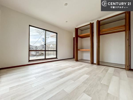 �q������ �D���������������ނ������́A���̖ڊo�߂��C�������ǂ������ł��ˁB���������Ԃ��������Ɖ߂������Ƃ��ł��܂��B�D�����F�����̃t���[�����O���ǂ�ȉƋ�ɂ��}�b�`���܂��I