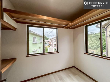 ���[ �E�H�[�N�C���N���[�[�b�g�t���ł��B��������̂��m���Ȃǂ����[���Ă��������ł��ˁI���ɂ���@�������ȂǋG�ߕ��̑傫�ȉƓd�����[�ł��܂��B