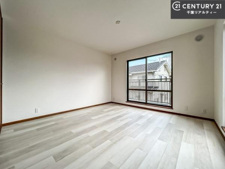 �m�� �o���R�j�[�ɖʂ��Ă���m���ł��B���邭�����肪����A���C����������ł��܂��I���N���āA�O�ɏo�Ĕw�L�т����[�ċz�����ǂ������}������邱�Ƃ��o�������ł��ˁI