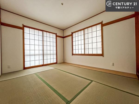 �a�� �^�^�~�̍��肪���炬��^����A�����b�N�X��ԁB�J�����̂���a���ƂȂ��Ă���܂��B���{�l�̐S������u�a�v�̋�ԁB�䑐�̍���Y����Ԃ͖����̂ЂƎ������o���Ă���܂��I