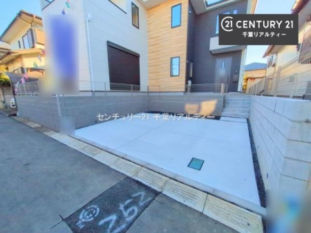 ���ԏ� ���ԃX�y�[�X��2�䕪����܂��I�Z�J���h�J�[�͂������A�o�C�N�⎩�]�ԂȂǂ��u���ꏊ�ɍ���܂���B