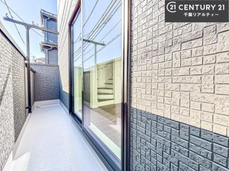 �o���R�j�[ �z������ǍD�ȃo���R�j�[�ł��I���ꂽ���ɂ͐�������n����J���I�Ȏ��Ԃ��y���߂܂��B