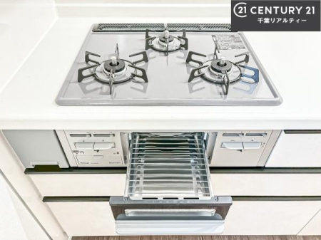 �L�b�`�� �R�����͎O������̂ł������̓����i�s���ł��܂��B
�������O�����t���ł��B�����X�y�[�X���L�X���Ă���׍�Ƃ����₷���I�g�����肪�ǂ��V�X�e���L�b�`���ł��I