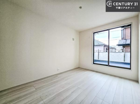 ���r���O�ȊO�̋��� �V���v���Ƀf�U�C������Ă��邽�߁A�Ƌ��I�т܂���I
���C�ɓ���̉Ƌ��u���Ă��낰���Ԃ���邱�Ƃ��ł��܂��B