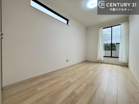 ���r���O�ȊO�̋��� �V���v���Ƀf�U�C������Ă��邽�߁A�Ƌ��I�т܂���I
���C�ɓ���̉Ƌ��u���Ă��낰���Ԃ���邱�Ƃ��ł��܂��B