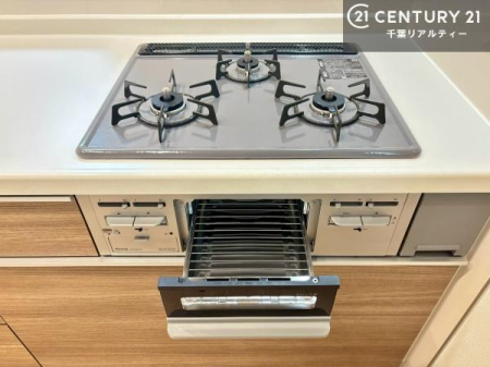 �L�b�`�� �R�����͎O������̂ł������̓����i�s���ł��܂��B
�������O�����t���ł��B�����X�y�[�X���L�X���Ă���׍�Ƃ����₷���I�g�����肪�ǂ��V�X�e���L�b�`���ł��I