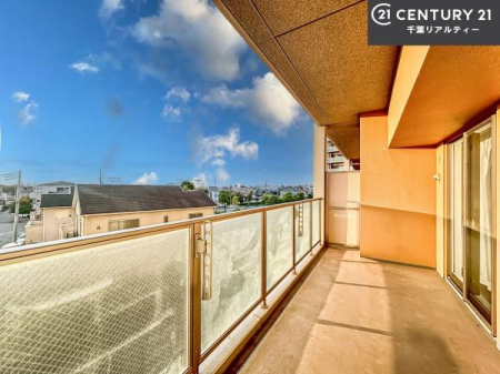 �Z�˂���̒��]�ʐ^ ������������Z��X�ł��I���͂ɂ͍����������Ȃ��A�󂪍L���J����������A�z�������傫���Ղ��邱�Ƃ�����܂���I�C�����̗ǂ������ʂ蔲����X���݂ł��I