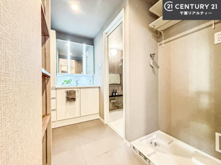 ���ʑ�E���ʏ� �g�Ȃ�𐮂�����ʏ��́A���������厖�ł��I������̐������̂��镵�͋C�����o�I�C�����悭���g�����������܂��B�L�X�����X�y�[�X���������ł��ˁI
