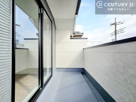 �o���R�j�[ �z������̗ǂ��o���R�j�[�ŁA�����󕨂��悭���������ł��ˁI
���V�C�̗ǂ����ɂ̓o���R�j�[�֏o�ă��t���b�V������̂��C�����悳�����ł��B