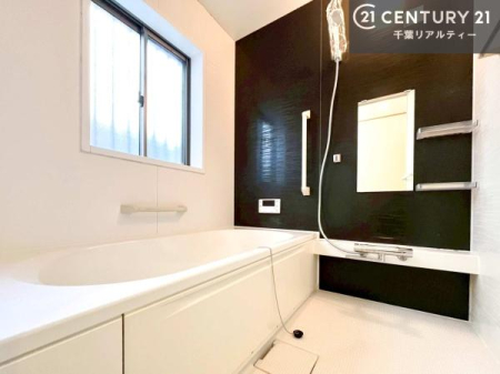 ���� �������������l�̕��͋C�̃o�X���[���́A�����o�Ă��ăo�X�^�C�����[���I
���d���撣���Ă��邲�J���ɂ��D�݂̓����̓����܂����āA�y����ł݂Ă͂������ł��傤���H