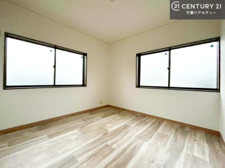 �q������ �|���o�������Ȃ��������́A���q�l�̂������Ƃ��Ă����S�ł��I
���[�X�y�[�X���[�����Ă���̂ŎU�炩�������������T�b�ƕЕt�����܂��I