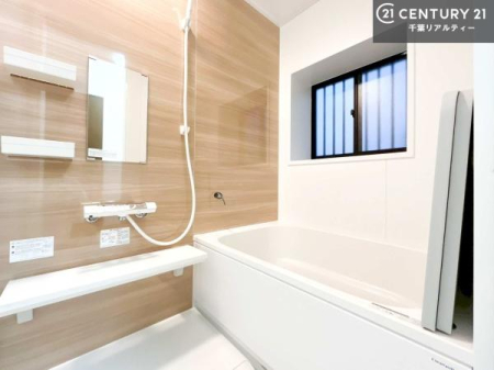 ���� �������������l�̕��͋C�̃o�X���[���́A�����o�Ă��ăo�X�^�C�����[���I
���d���撣���Ă��邲�J���ɂ��D�݂̓����̓����܂����āA�y����ł݂Ă͂������ł��傤���H