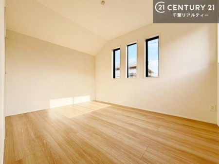 �m�� ���邢�����́A���ʂ����ǂ��A���邭��ϋ��S�n�̗ǂ���ԂƂȂ��Ă���܂��B�����b�N�X���ĉ߂�����S�n�̗ǂ��������ł��I���̖ڊo�߂��X�b�L�����܂��ˁI