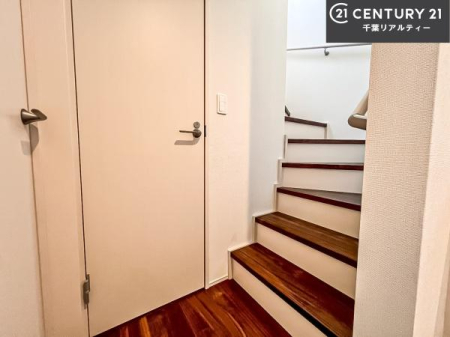 ���̑����� �K�i�͖��邭�萠������Ă��܂��B���q�l�₲�N�z�̕������S���Ă����p�����܂��ˁB
