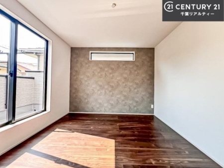 �m�� �o���R�j�[�ɖʂ��Ă���m���ł��B���邭�����肪����A���C����������ł��܂��I���N���āA�O�ɏo�Ĕw�L�т����[�ċz�����ǂ������}������邱�Ƃ��o�������ł��ˁI