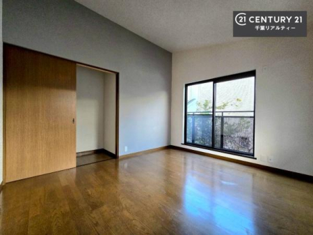 �Q�� �o���R�j�[�ɖʂ��Ă���m���ł��B���邭�����肪����A���C����������ł��܂��I���N���āA�O�ɏo�Ĕw�L�т����[�ċz�����ǂ������}������邱�Ƃ��o�������ł��ˁI