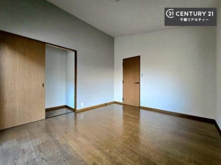 �q������ �V���v���Ƀf�U�C������Ă��邽�߁A�Ƌ��I�т܂���I
���C�ɓ���̉Ƌ��u���Ă��낰���Ԃ���邱�Ƃ��ł��܂��B
