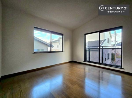 �Q�� �o���R�j�[�ɖʂ��Ă���m���ł��B���邭�����肪����A���C����������ł��܂��I���N���āA�O�ɏo�Ĕw�L�т����[�ċz�����ǂ������}������邱�Ƃ��o�������ł��ˁI