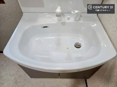 ���ʑ�E���ʏ� �[�����ʑ�{�E���́A�������˂ɂ����̂ł�����ꂪ�y�X�I���������ۂĂ܂��I
�L���C�Ȑ��ʏ��Ŏ��������̃��`�x�[�V�������オ��܂��ˁI