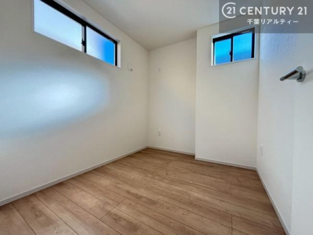 �m�� �R���p�N�g�ȗm���͏��ւ����������łȂ��A�q�ǂ�������Q�X�g���[���Ƃ��Ă��g���₷���A��炵�̕����L���܂��B