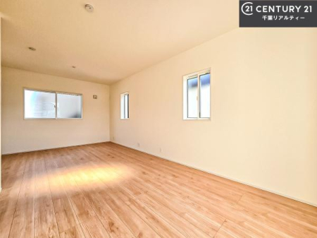 �q������ �|���o�������Ȃ��������́A���q�l�̂������Ƃ��Ă����S�ł��I
���[�X�y�[�X���[�����Ă���̂ŎU�炩�������������T�b�ƕЕt�����܂��I