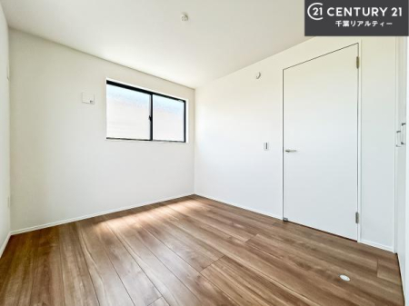 ���r���O�ȊO�̋��� �V���v���Ƀf�U�C������Ă��邽�߁A�Ƌ��I�т܂���I
���C�ɓ���̉Ƌ��u���Ă��낰���Ԃ���邱�Ƃ��ł��܂��B