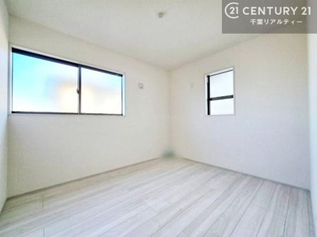 �m�� 2�ʍ̌����m�ۂ������邢�����́A���ʂ����ǂ��A���邭��ϋ��S�n�̗ǂ���ԂƂȂ��Ă���܂��B�����b�N�X���ĉ߂�����S�n�̗ǂ��������ł��I���̖ڊo�߂��X�b�L�����܂��ˁI