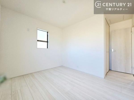 �m�� ���[�X�y�[�X�����Ă��܂��I�������X�b�L�����ڂ��鎖���ł��܂��ˁB
�Ƌ��I�΂Ȃ��V���v���ȃf�U�C���ׁ̈A�Ƌ��I�΂����C�ɓ���̋�ԍ�肪�ł������ł��ˁB