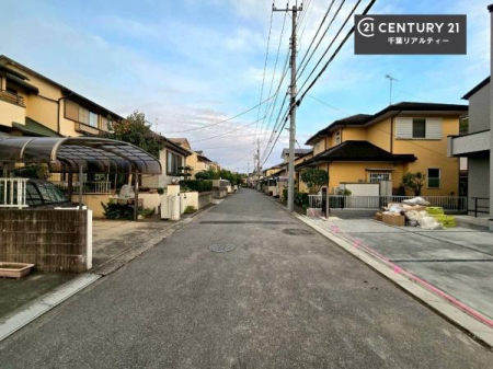 �O�ʓ��H�܂ތ��n�ʐ^ ���Ђ̐��X�^�b�t�����[������������܂Ńg�R�g�����t�����������Ă��������܂��B