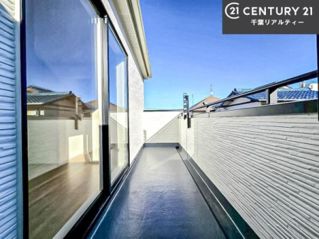 �o���R�j�[ �z������ǍD�ȃo���R�j�[�ł��I���ꂽ���ɂ͐�������n����J���I�Ȏ��Ԃ��y���߂܂��B
